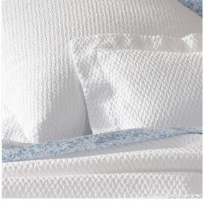 Matouk queen coverlet